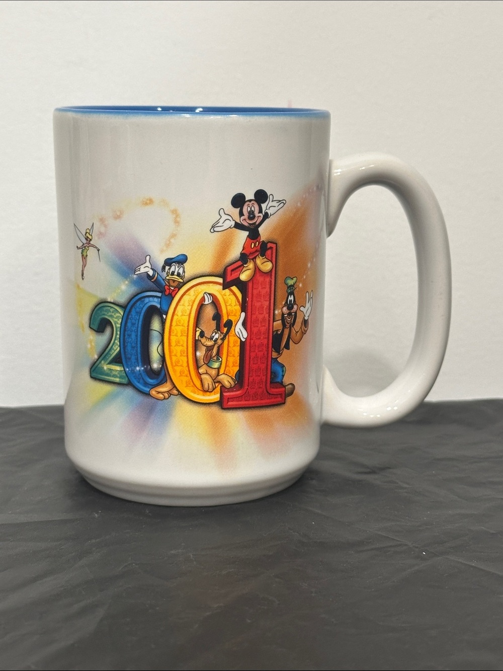 Vintage Walt Disney World 2001 Mug Parks Mickey Tinkerbell Goofy Pluto Donald